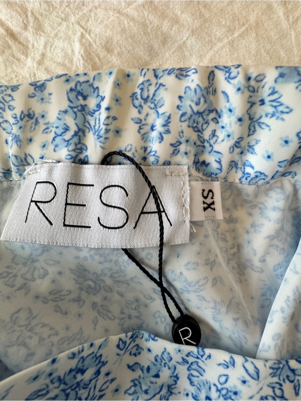RESA, White and Blue Floral Midi Skirt, XS, Has Pockets!!! - Picture 12 of 12